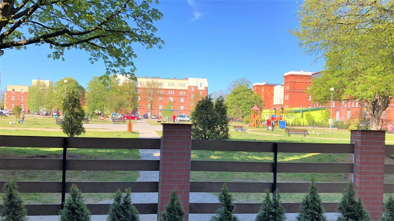 Lux Garden Apartment Колобжег Екстер'єр фото